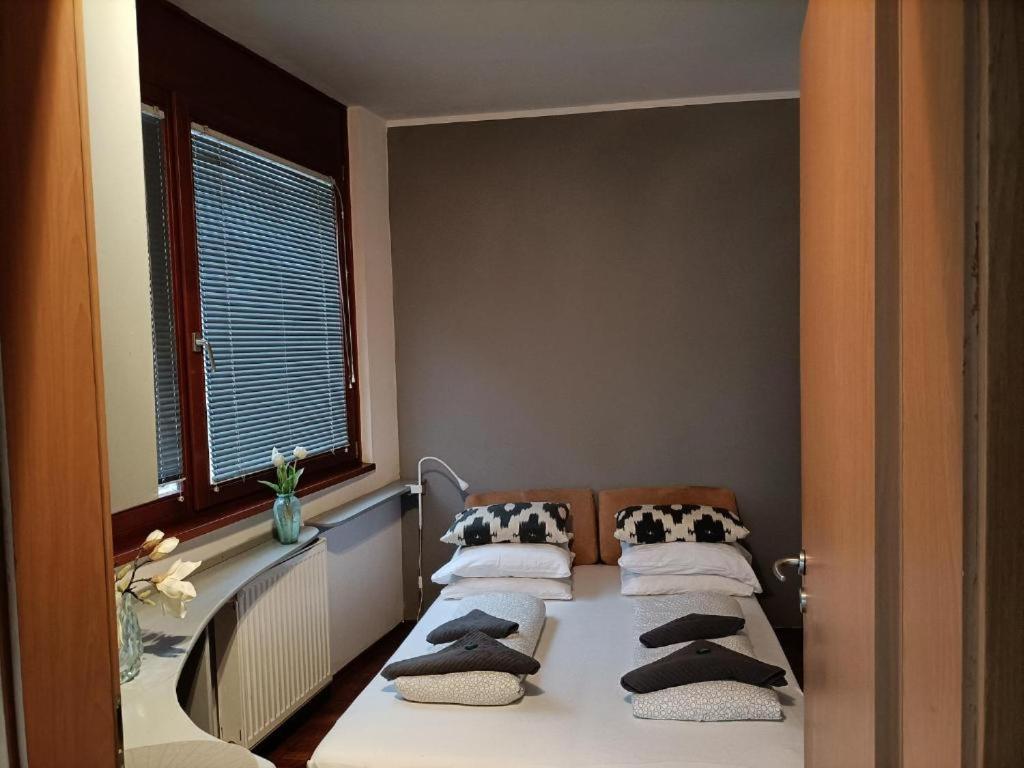 Cleopatra Apartment